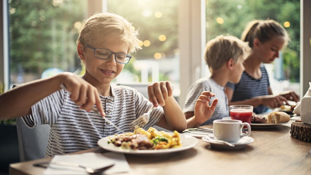 The Importance (&amp; Healthfulness) of Table Manners